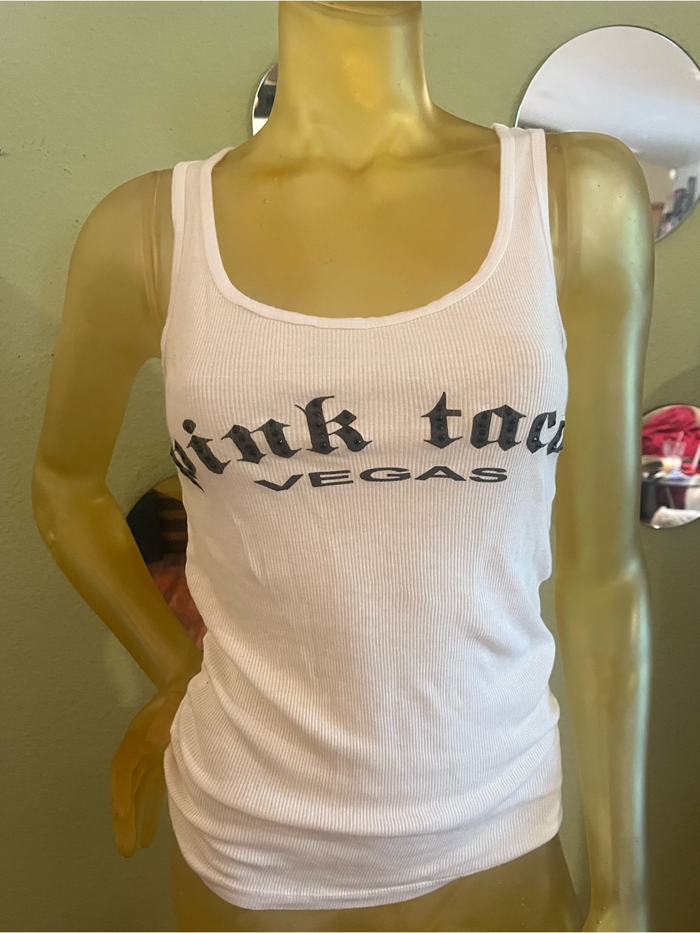 RARE Collectable Hard Rock Pink Taco Vegas White Ribbed Tank Top